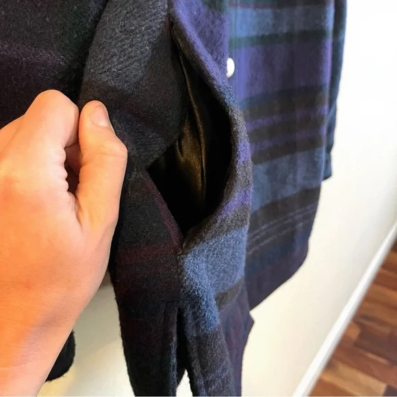 House of Harlow | Boho Western | Fringe Plaid Oversized Jacket – Size Small - Picture 4 of 7